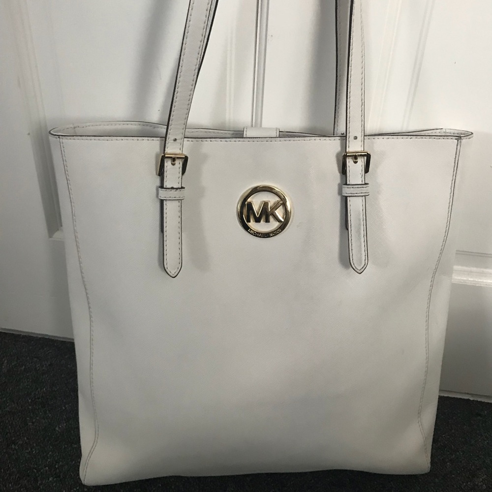 Michael Kors jet set travel tote